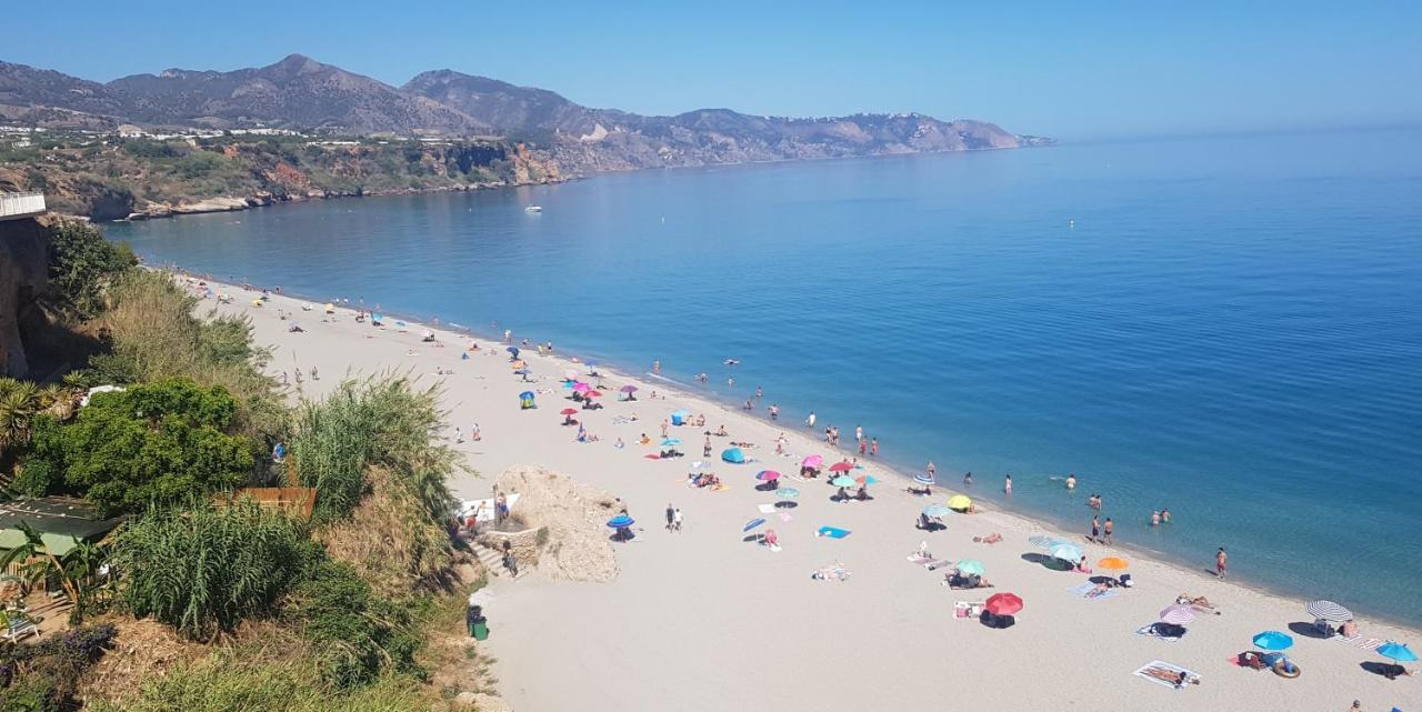 Ferienwohnung 1ª LINEA PLAYA DE BURRIANA 1ºd Nerja Exterior foto